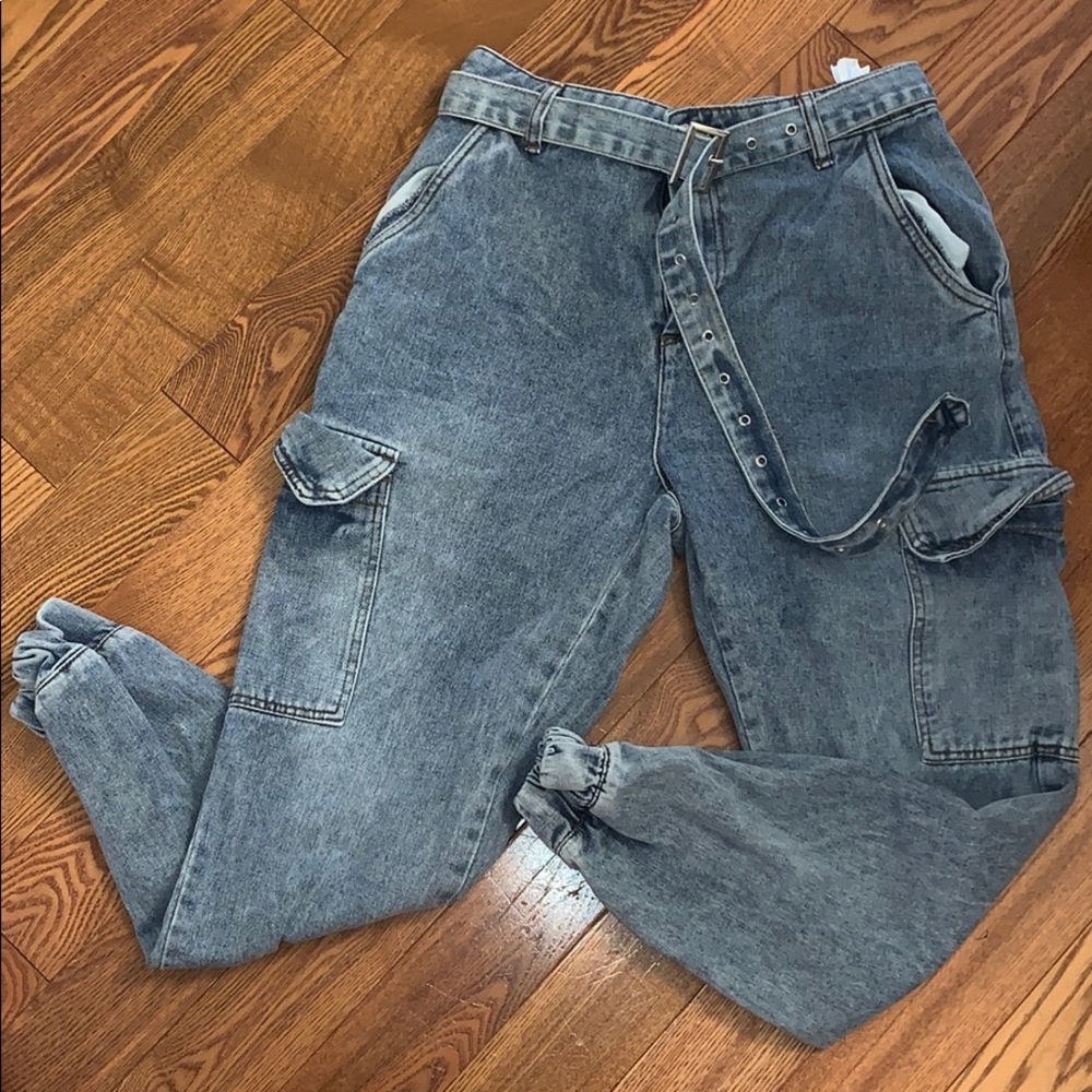 Ur ant Planet - Cargo Jeans with belt